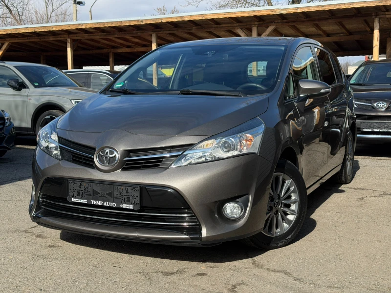 Toyota Verso 1.8I* СЕРВИЗНА КНИЖКА* ПЪЛНА  ИСТОРИЯ В ТОЙОТА