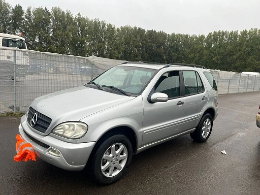 Mercedes-Benz ML 270 CDI РЪЧКА фейс!, снимка 4 - Автомобили и джипове - 53024723