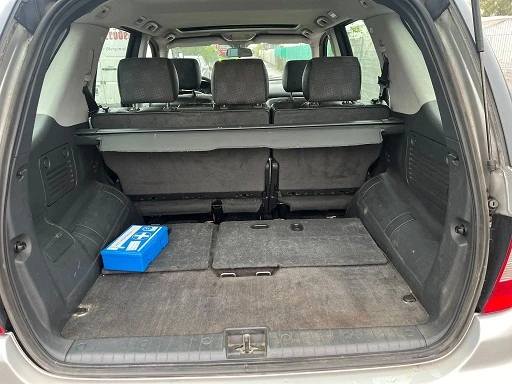 Mercedes-Benz ML 270 CDI РЪЧКА фейс!, снимка 9 - Автомобили и джипове - 53024723