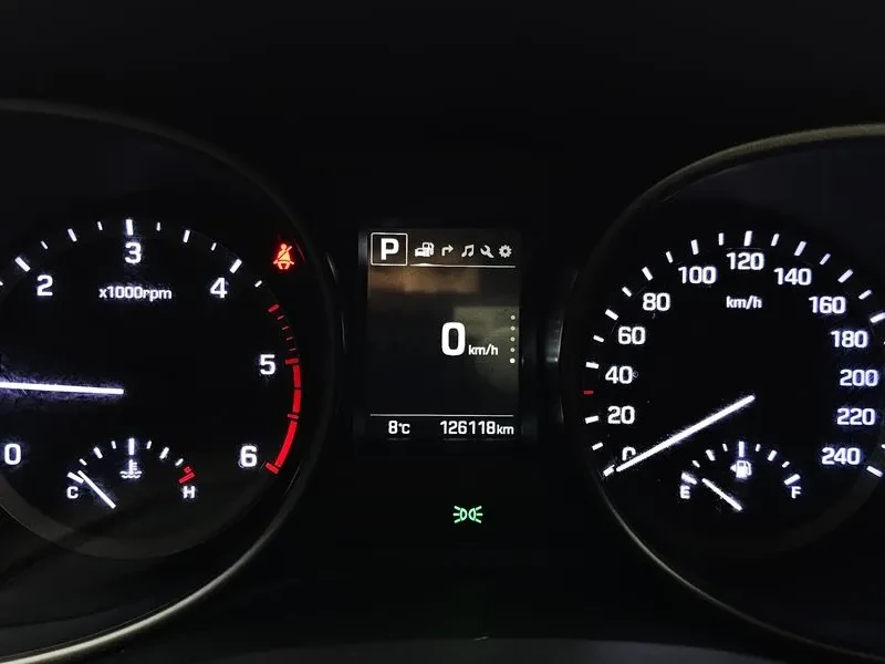 Hyundai Santa fe 2.0, снимка 8 - Автомобили и джипове - 54256655