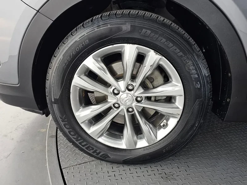 Hyundai Santa fe 2.0, снимка 5 - Автомобили и джипове - 54256655