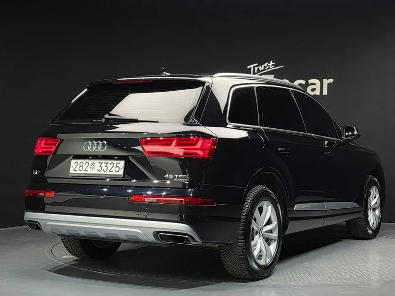 Audi Q7 45 Tfsi Quattro, снимка 2 - Автомобили и джипове - 55390079