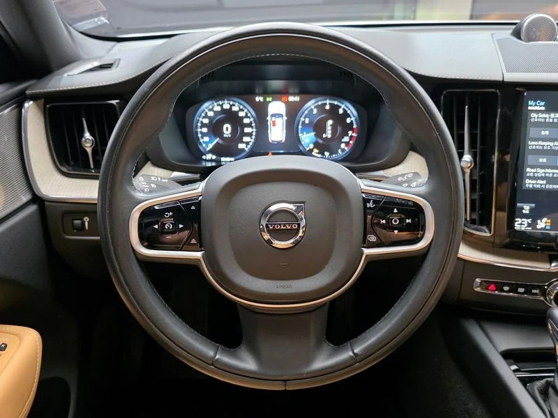 Volvo XC60 T6 Inscription| 320к.с., снимка 13 - Автомобили и джипове - 56209610