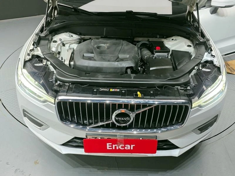 Volvo XC60 T6 Inscription| 320к.с., снимка 6 - Автомобили и джипове - 56209610