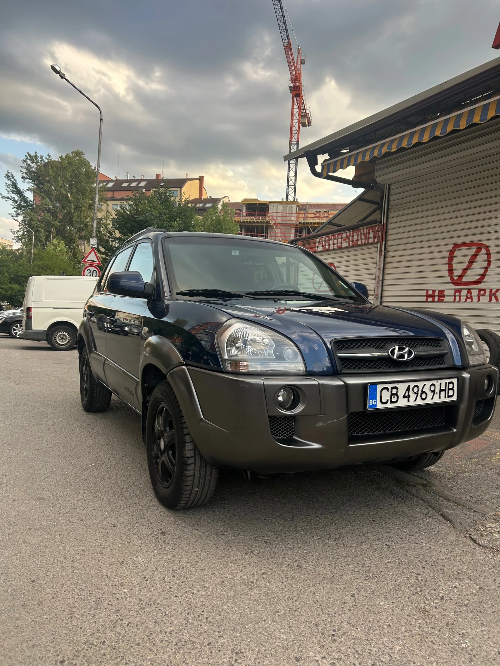 Hyundai Tucson 2.0 CRDI - изображение 10