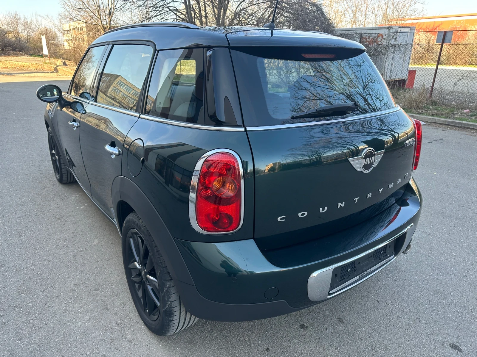 Mini Countryman 2.0 D 4x4 - изображение 6