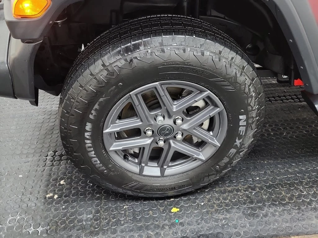 Jeep Wrangler * SPORT S * CARFAX * ��� ������������ ������ | Mobile.bg � ����������� 17