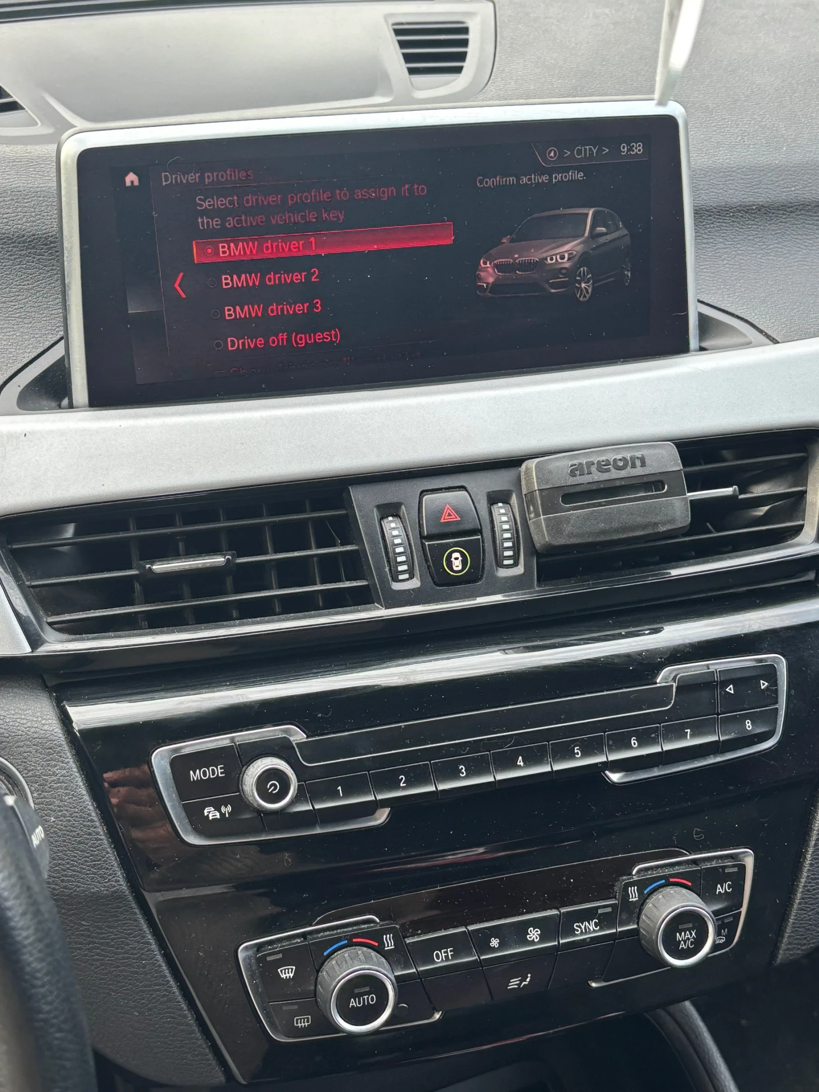 BMW X1, снимка 8 - Автомобили и джипове - 53697864