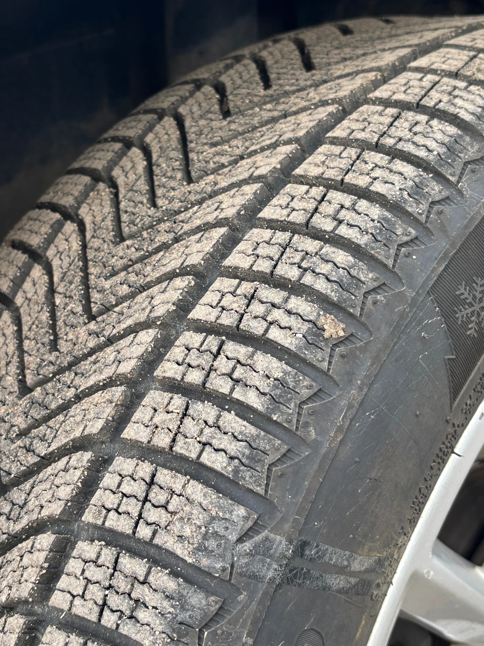 BMW X1, снимка 15 - Автомобили и джипове - 53697864