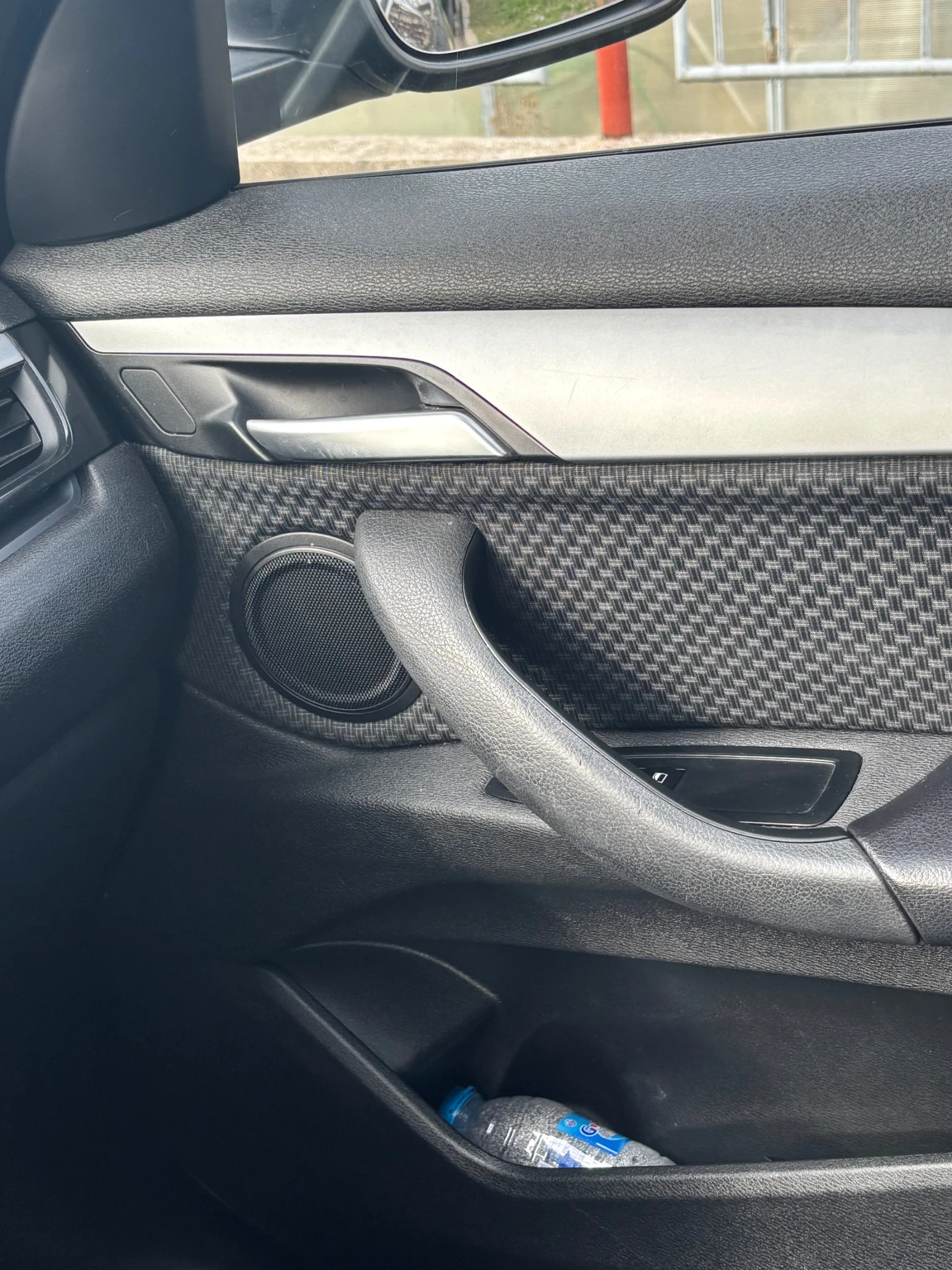 BMW X1, снимка 10 - Автомобили и джипове - 53697864