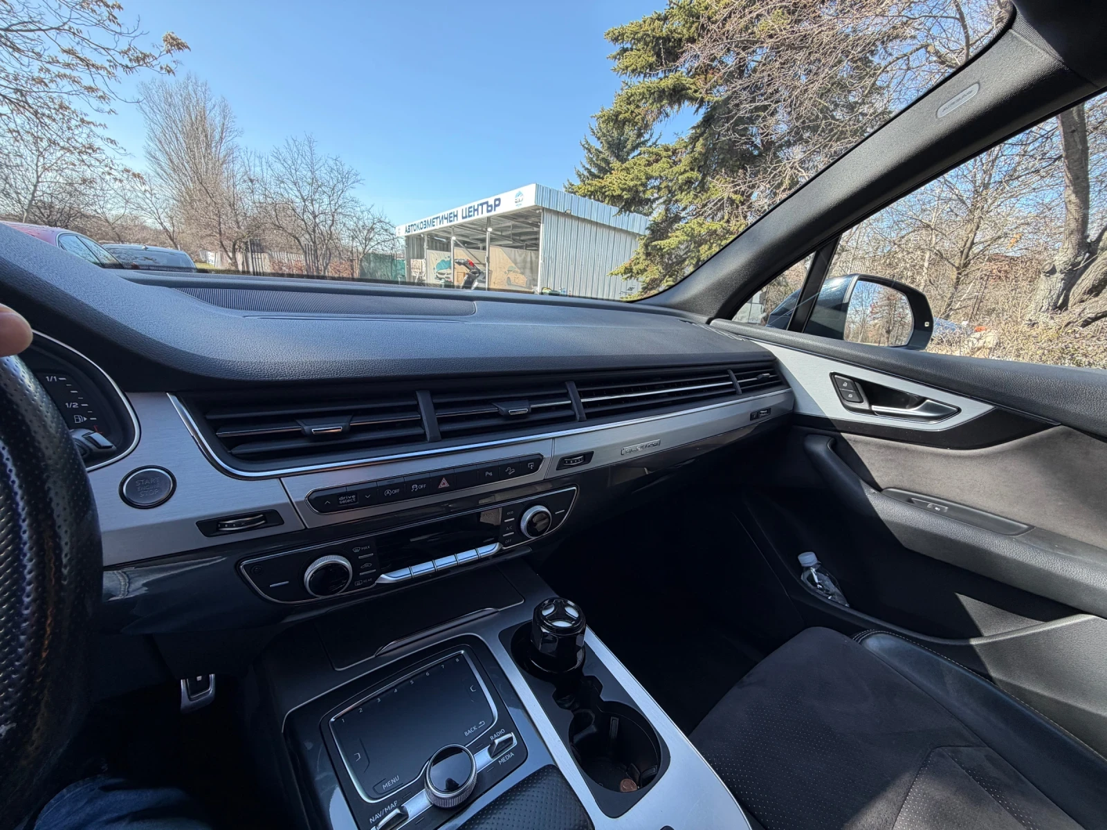 Audi Q7 S line 272 �� | Mobile.bg � ����������� 10