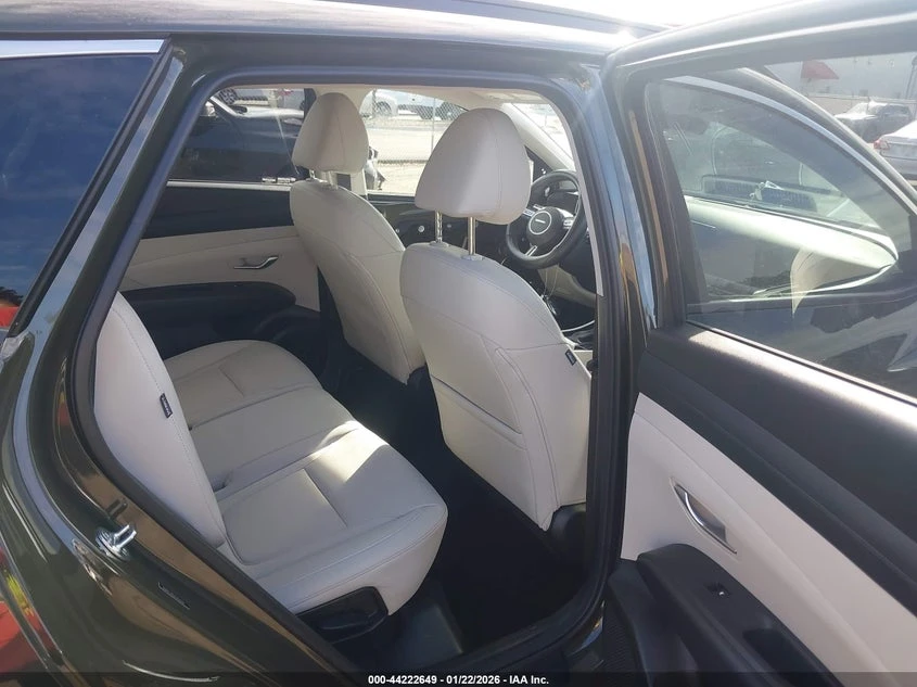 Hyundai Tucson 2.5L I-4 DI, DOHC, VVT, 187HP Front Wheel Drive, снимка 8 - Автомобили и джипове - 53829111