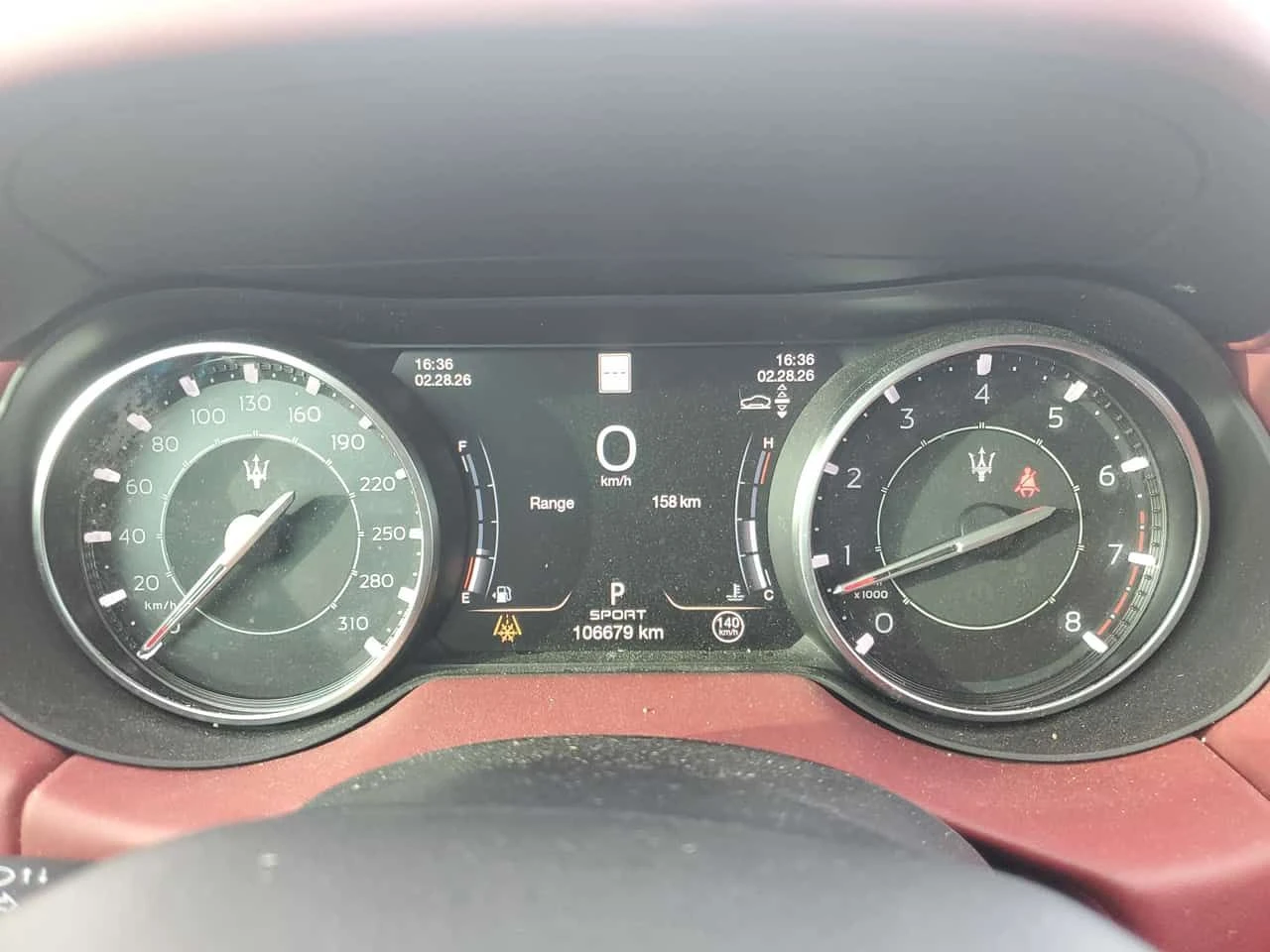 Maserati Levante * Modena * 360 * 2 КЛЮЧА * ПОДГРЕВ * NAVI, снимка 8 - Автомобили и джипове - 54150565