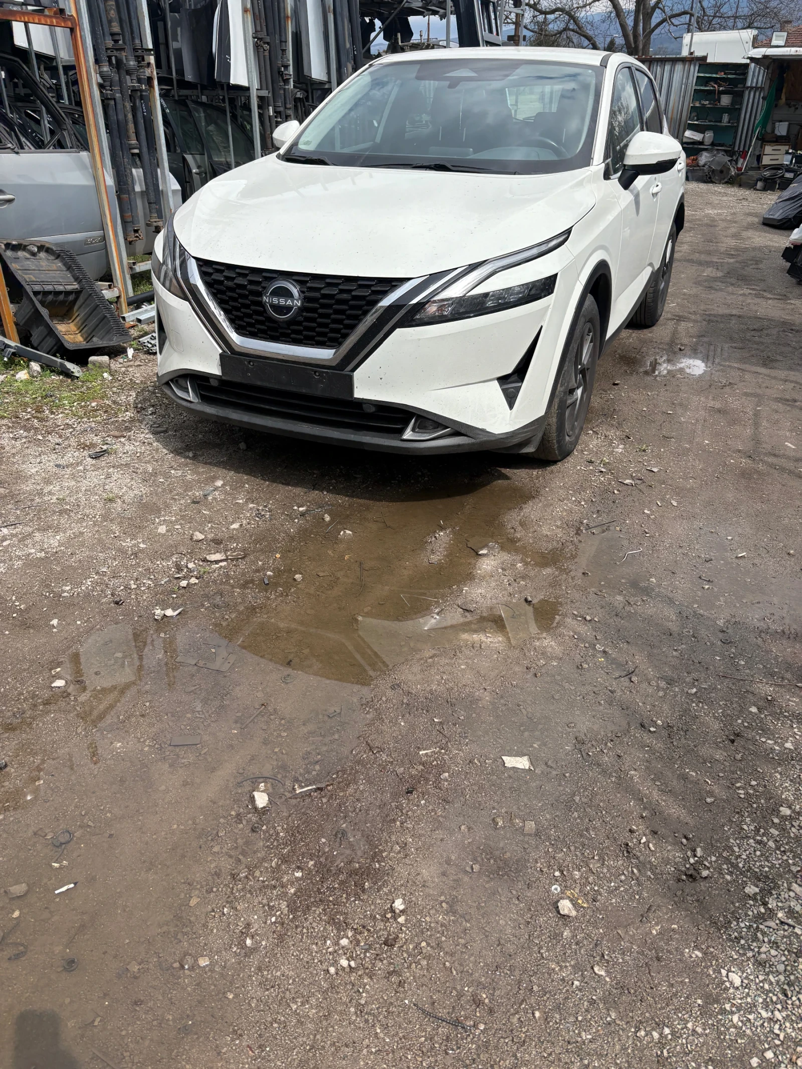 Nissan Qashqai 1.3i Mild Hybrid �� ����� | Mobile.bg � ����������� 1