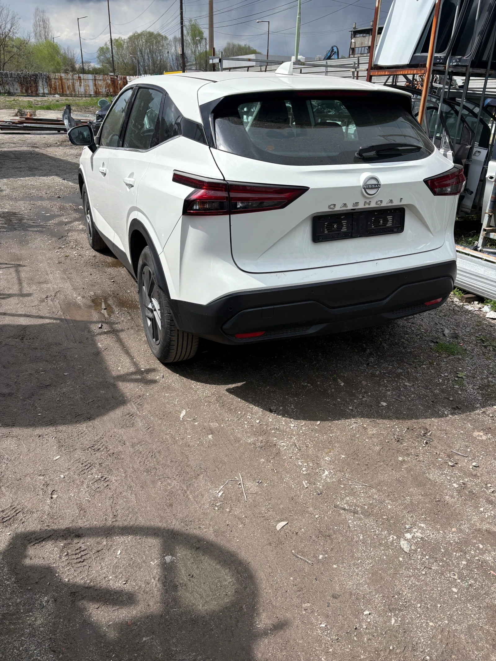 Nissan Qashqai 1.3i Mild Hybrid �� ����� | Mobile.bg � ����������� 3