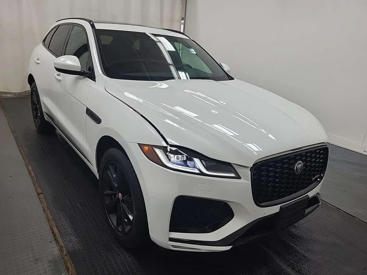Jaguar F-PACE * R DYNAMIC S * CARFAX * ЦЕНА ДО БГ, снимка 2 - Автомобили и джипове - 54729377