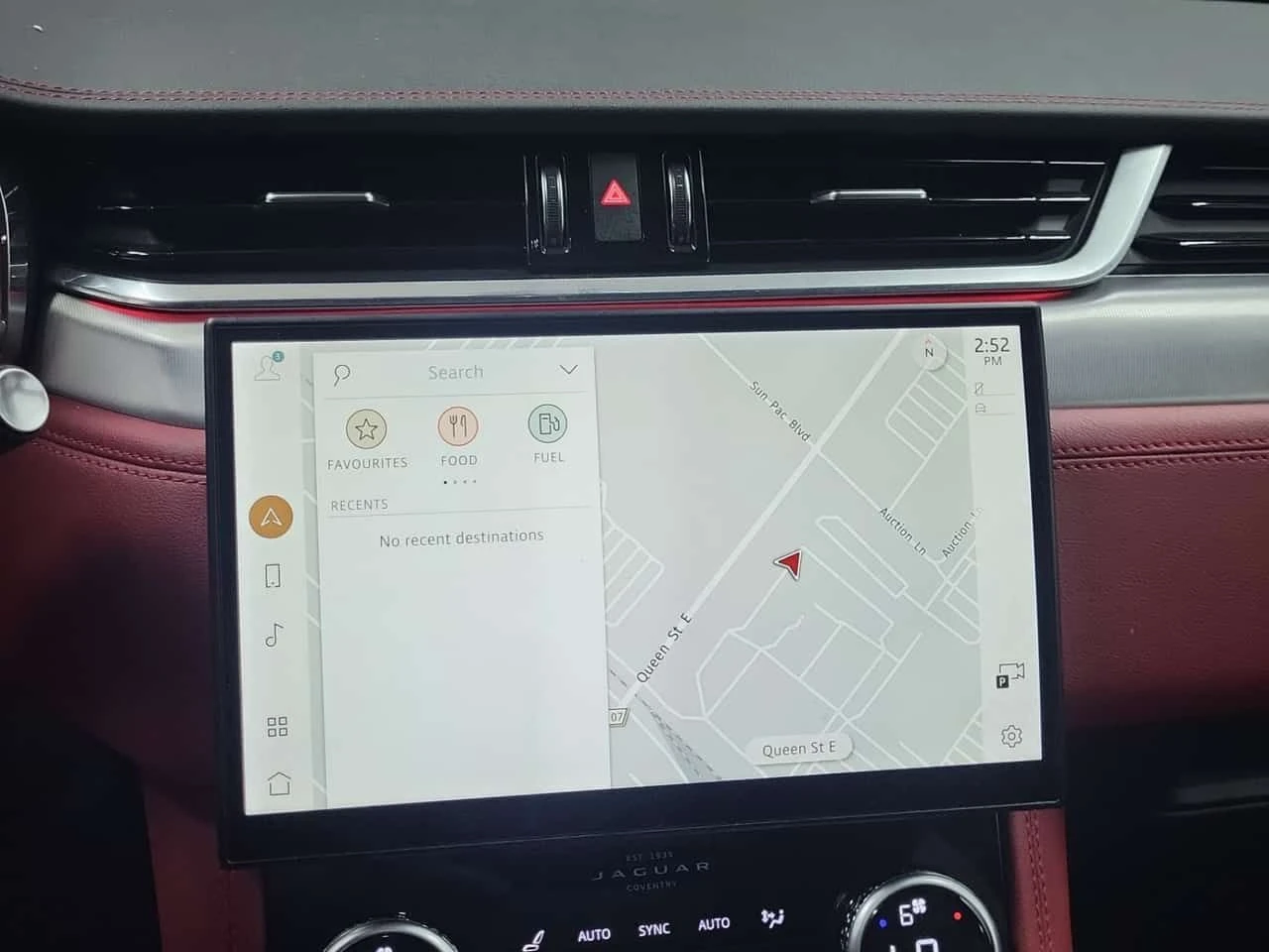 Jaguar F-PACE * R DYNAMIC S * CARFAX * ЦЕНА ДО БГ, снимка 9 - Автомобили и джипове - 54729377