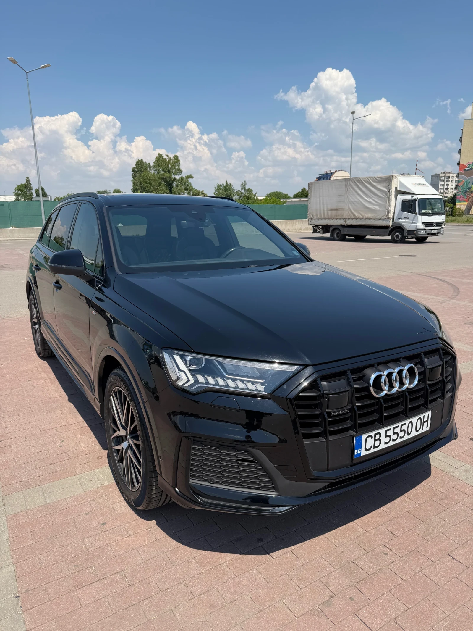 Audi Q7 ПЕРФЕКТНО СЪСТОЯНИЕ НАПЪЛНО ОБСУЖЕНА ФУЛ ЕКСТРИИИИ, снимка 2 - Автомобили и джипове - 54885055