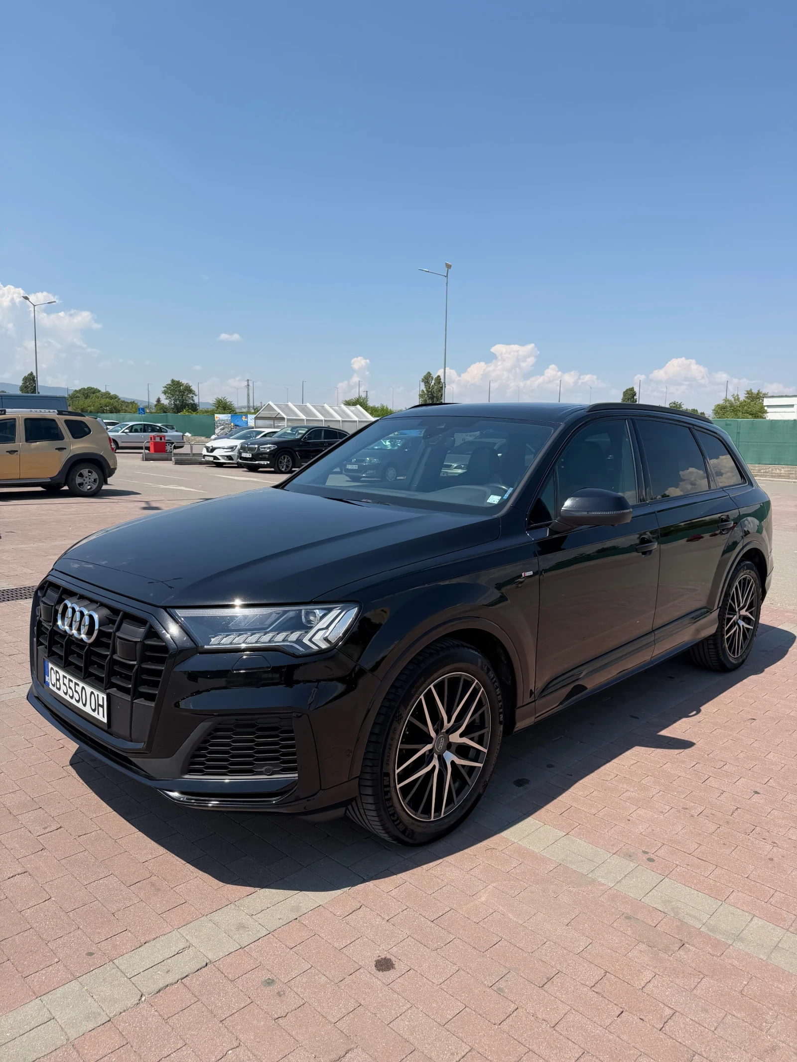 Audi Q7 ПЕРФЕКТНО СЪСТОЯНИЕ НАПЪЛНО ОБСУЖЕНА ФУЛ ЕКСТРИИИИ, снимка 3 - Автомобили и джипове - 54885055