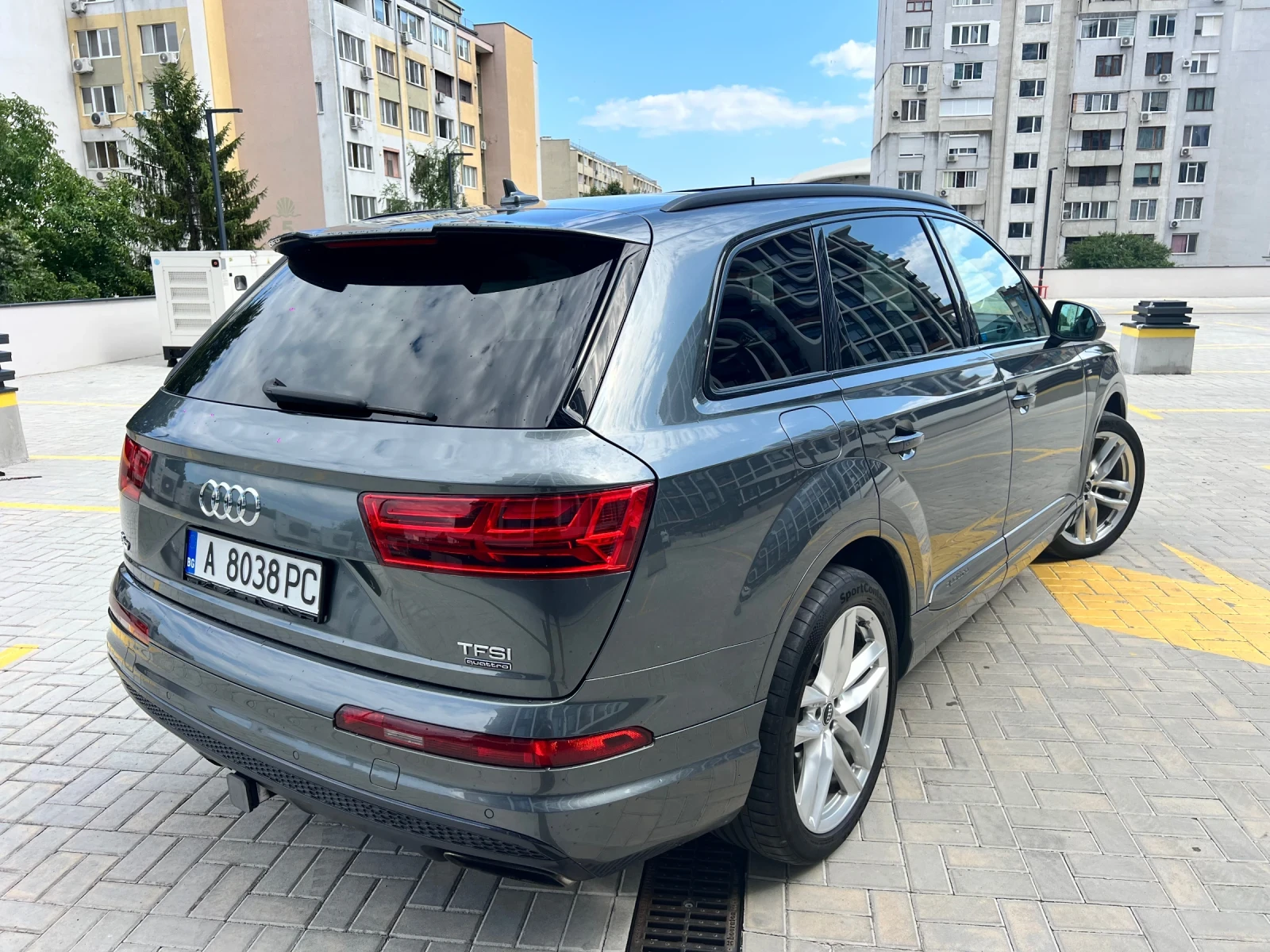 Audi Q7 Обдухване/Дистроник/Масаж/S-Line, снимка 3 - Автомобили и джипове - 55243665
