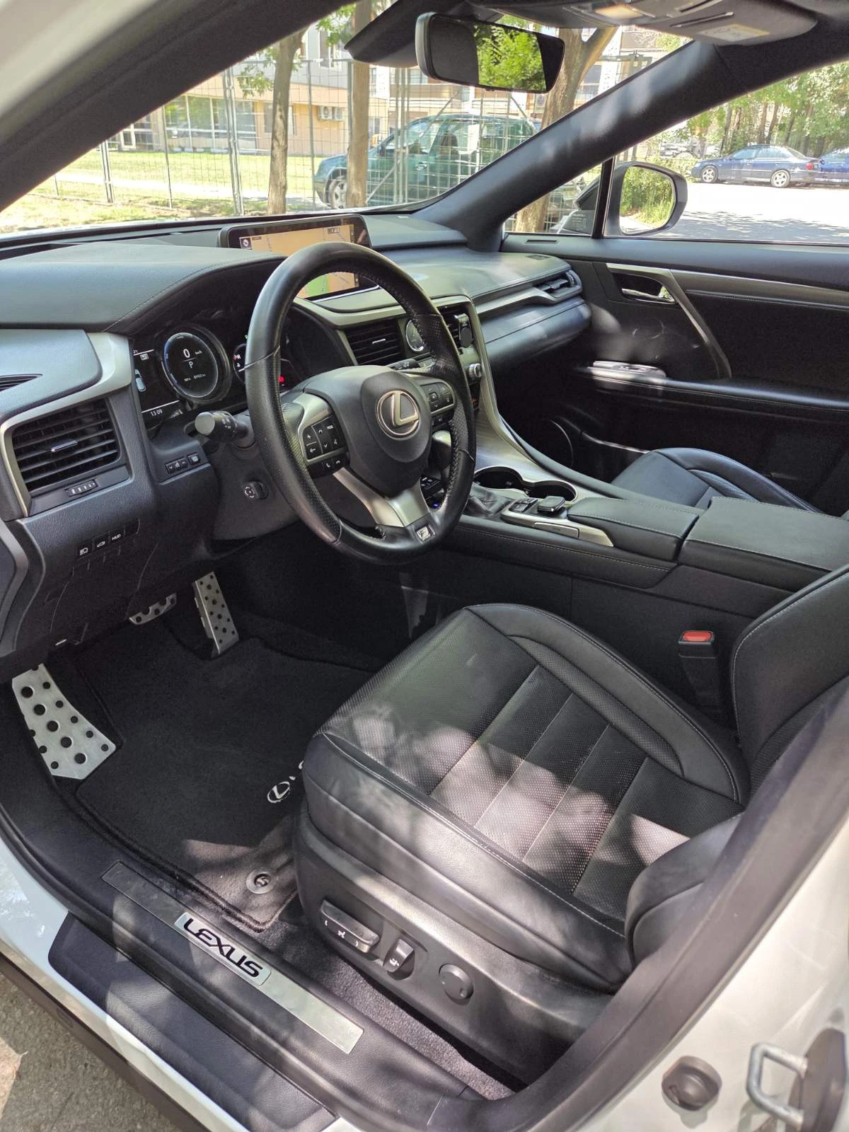 Lexus RX 450h F Sport, снимка 13 - Автомобили и джипове - 55609705