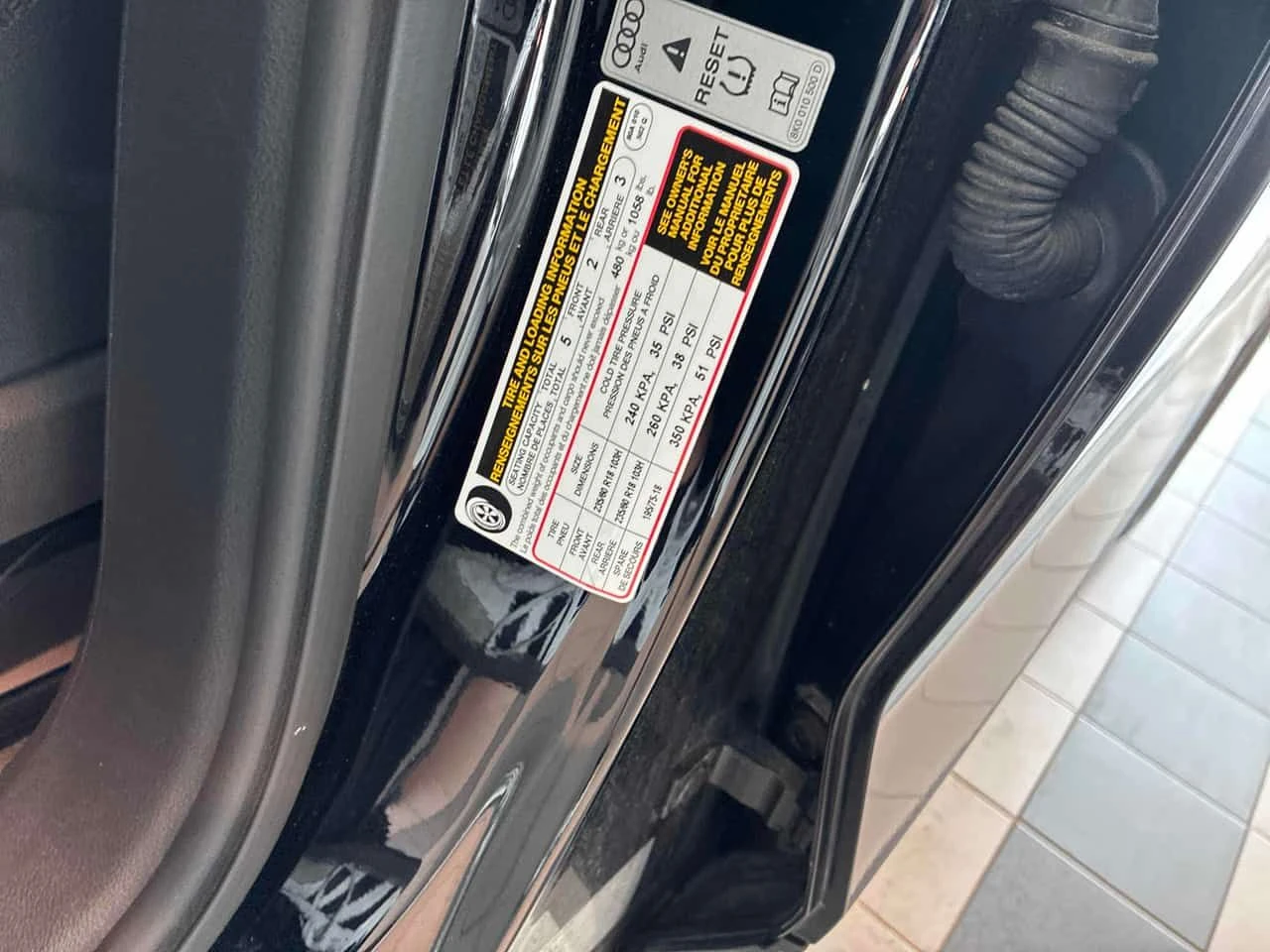 Audi Q5 * Komfort * CARFAX * ОПЦИЯ ЗА ФИНАНСИРАНЕ, снимка 11 - Автомобили и джипове - 55615287
