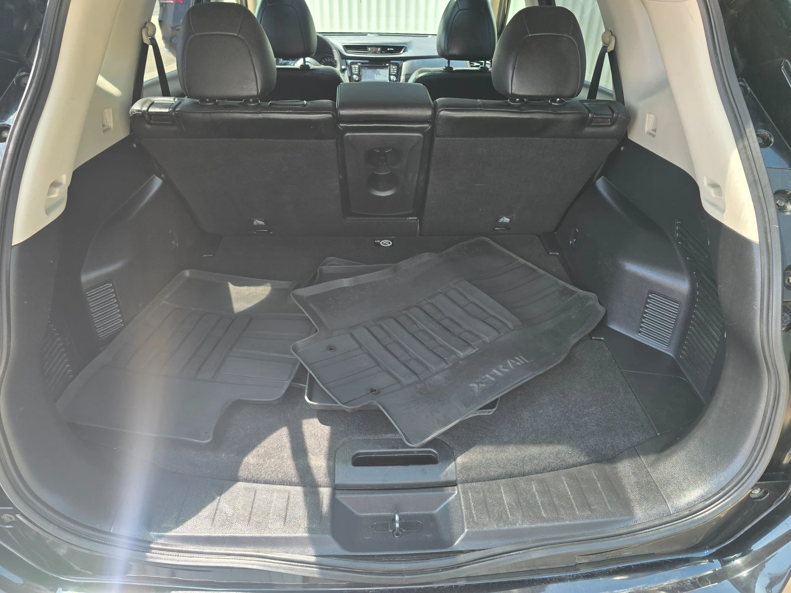 Nissan X-trail 2.0* TEKNA * 4X4, снимка 15 - Автомобили и джипове - 55617444
