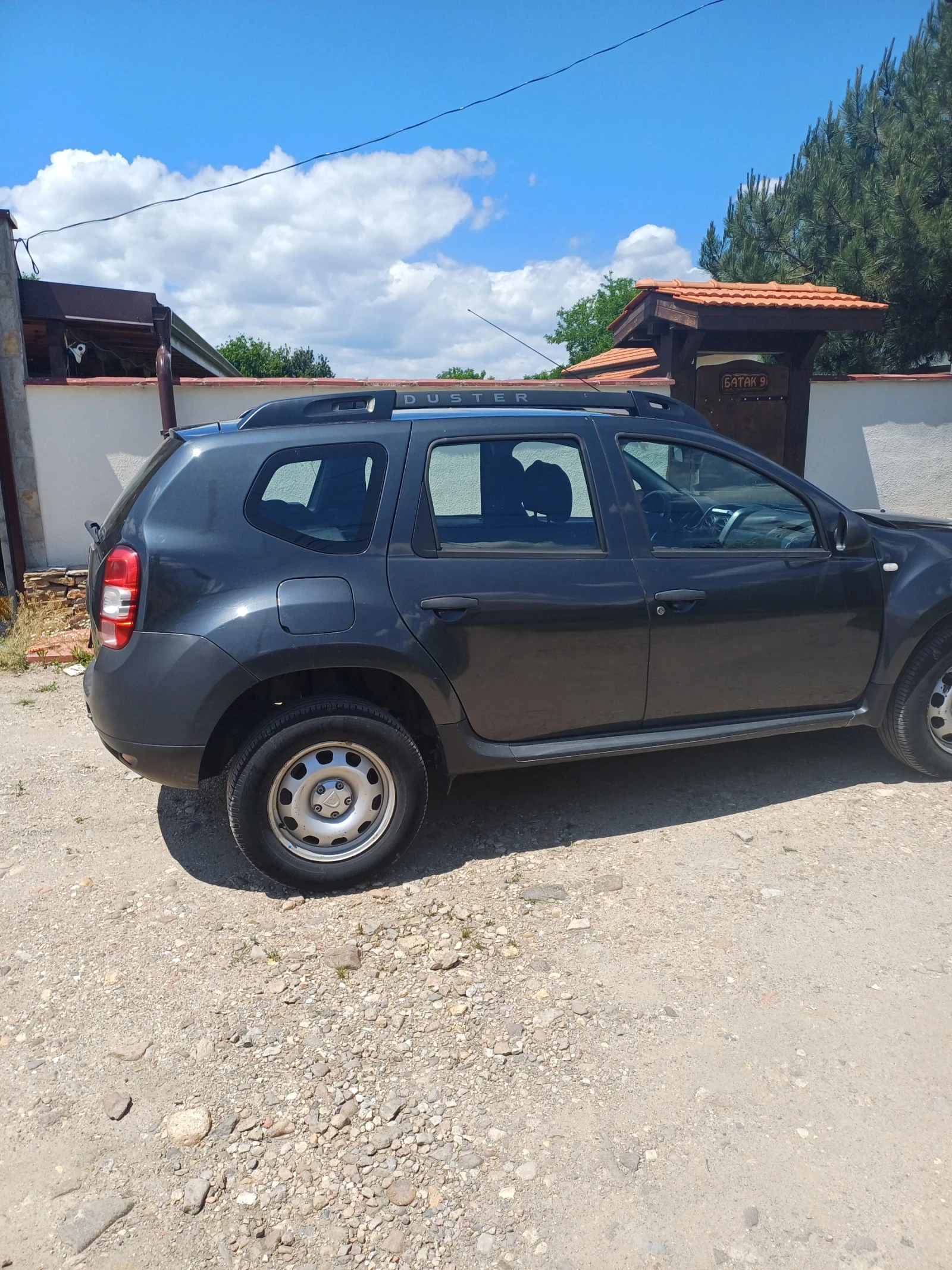 Dacia Duster, снимка 14 - Автомобили и джипове - 56094031