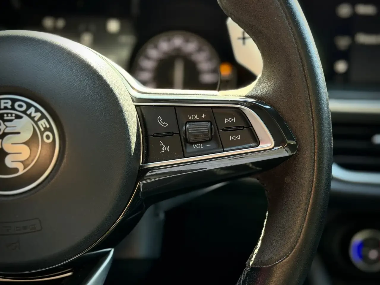 Alfa Romeo Stelvio 505hp| One Owner| Low Mileage| Clean Carfax | Mobile.bg � ����������� 13