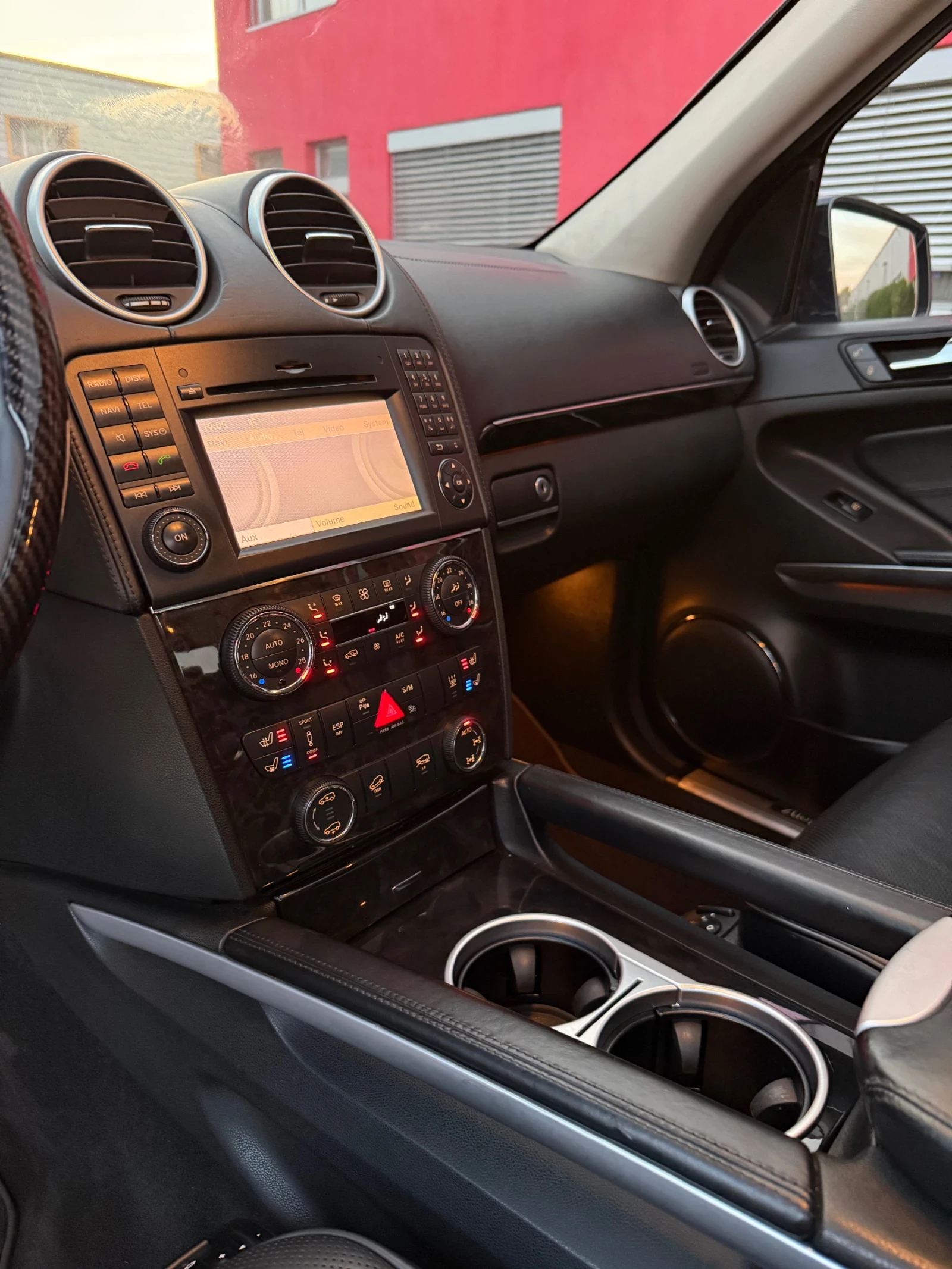 Mercedes-Benz GL 450 AMG LINE 7 МЕСТЕН, снимка 11 - Автомобили и джипове - 56281104