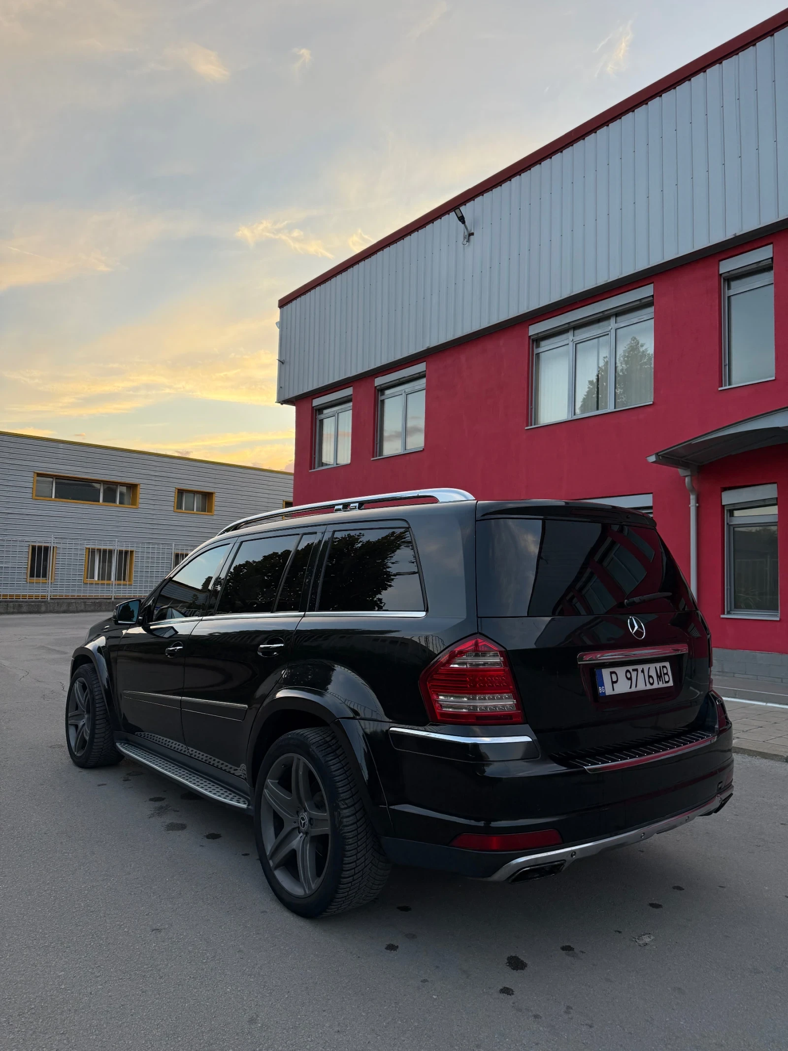 Mercedes-Benz GL 450 AMG LINE 7 МЕСТЕН, снимка 5 - Автомобили и джипове - 56281104