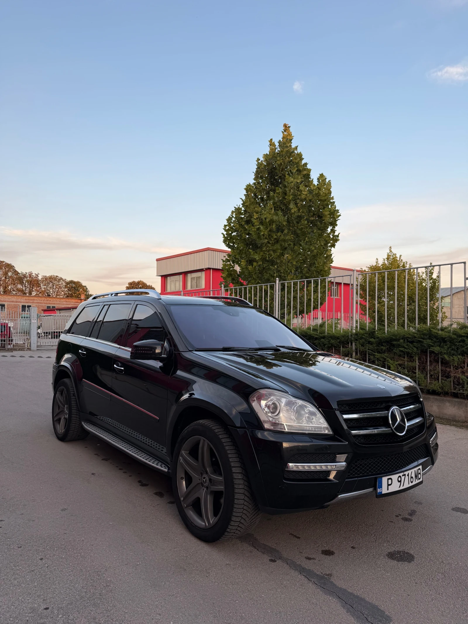 Mercedes-Benz GL 450 AMG LINE 7 МЕСТЕН