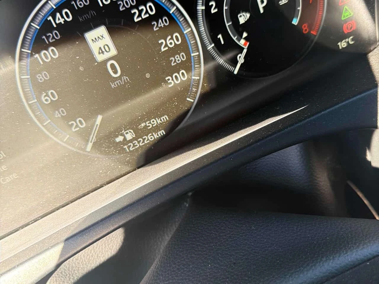 Jaguar F-PACE * 35t R Sport * CARFAX * ����� �� ����������� | Mobile.bg � ����������� 8