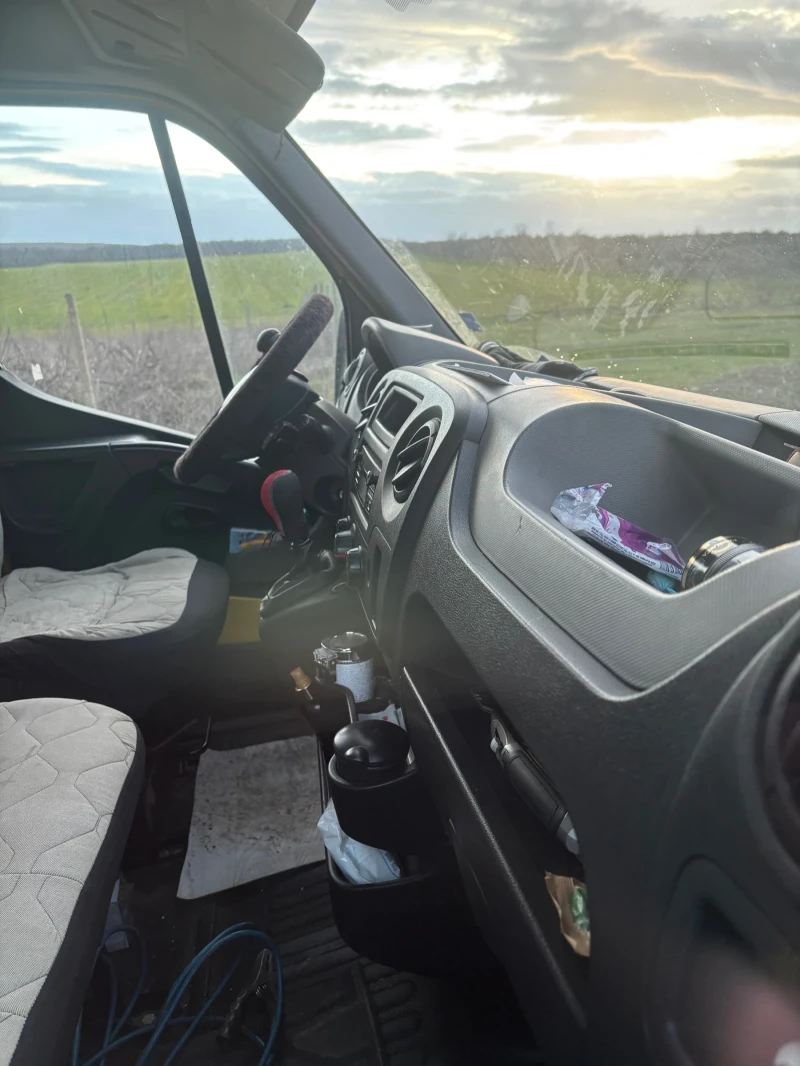 Renault Master, снимка 7 - Бусове и автобуси - 53572265