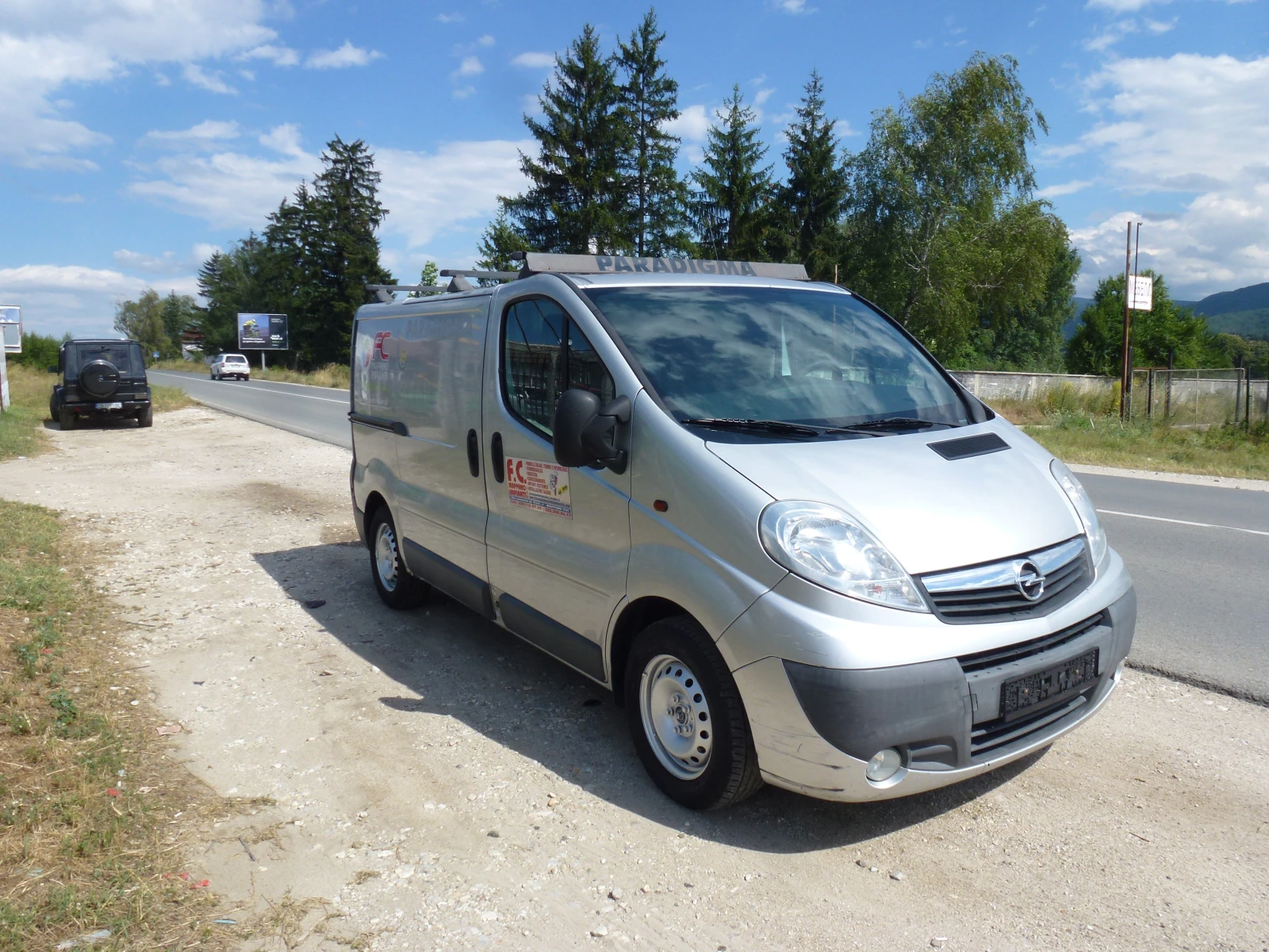 Opel Vivaro ТОП СЪСТОЯНИЕ, снимка 2 - Бусове и автобуси - 55264716
