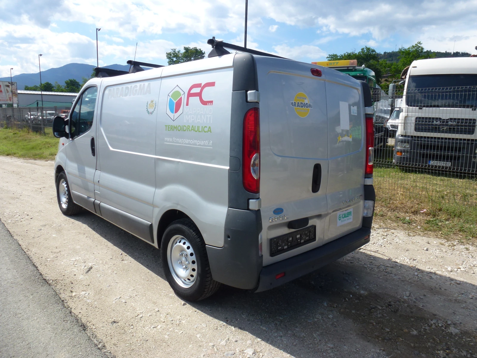 Opel Vivaro ТОП СЪСТОЯНИЕ, снимка 4 - Бусове и автобуси - 55264716