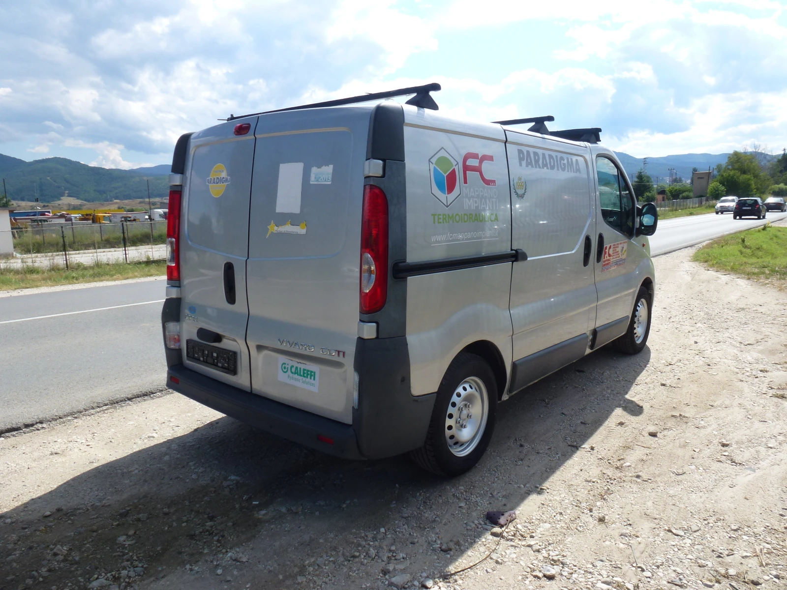 Opel Vivaro ТОП СЪСТОЯНИЕ, снимка 3 - Бусове и автобуси - 55264716