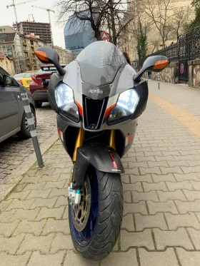  Aprilia RSV4