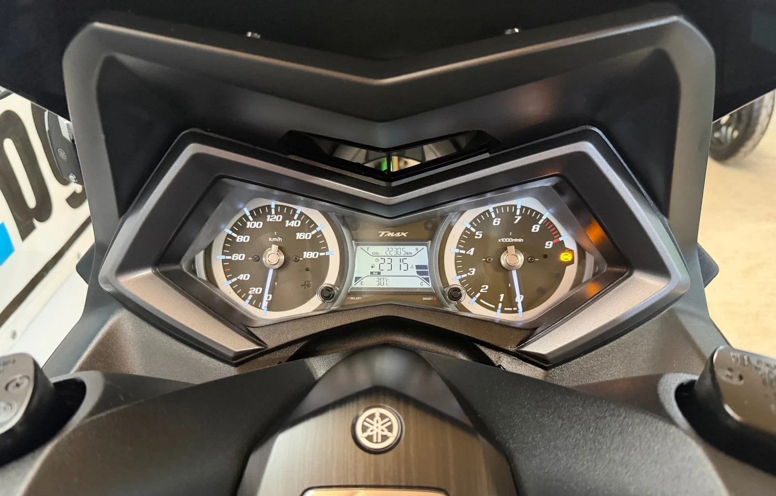 Yamaha T-max 530i ABS IRON MAX AKRAPOVIC, снимка 5 - Мотоциклети и мототехника - 55322288