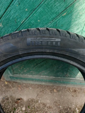 Гуми Зимни 235/50R21, снимка 1