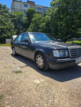 Mercedes-Benz 124, снимка 1