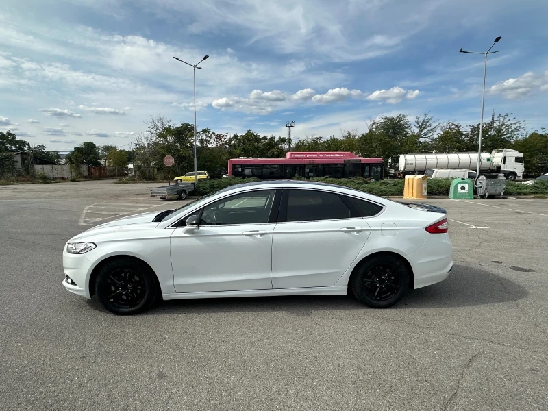 Ford Mondeo 2.0 Hybrid, снимка 2 - Автомобили и джипове - 47542215