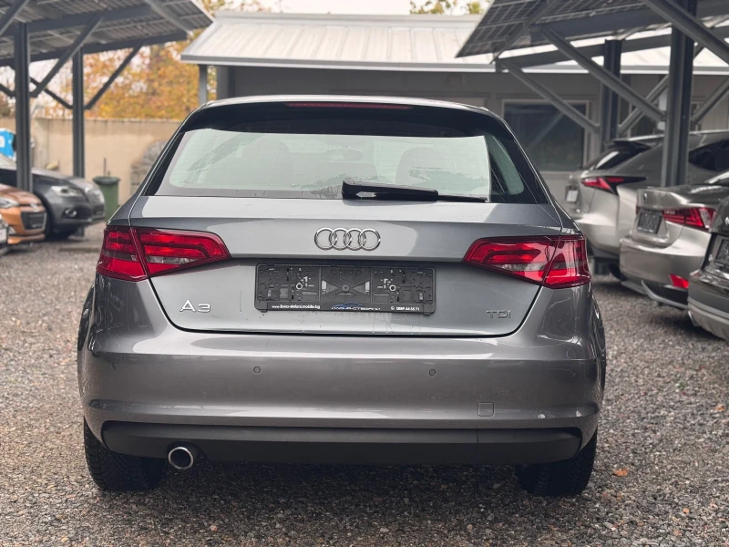 Audi A3 1.6TDI S-Tronic * ПЕРФЕКТЕН* , снимка 4 - Автомобили и джипове - 47958610