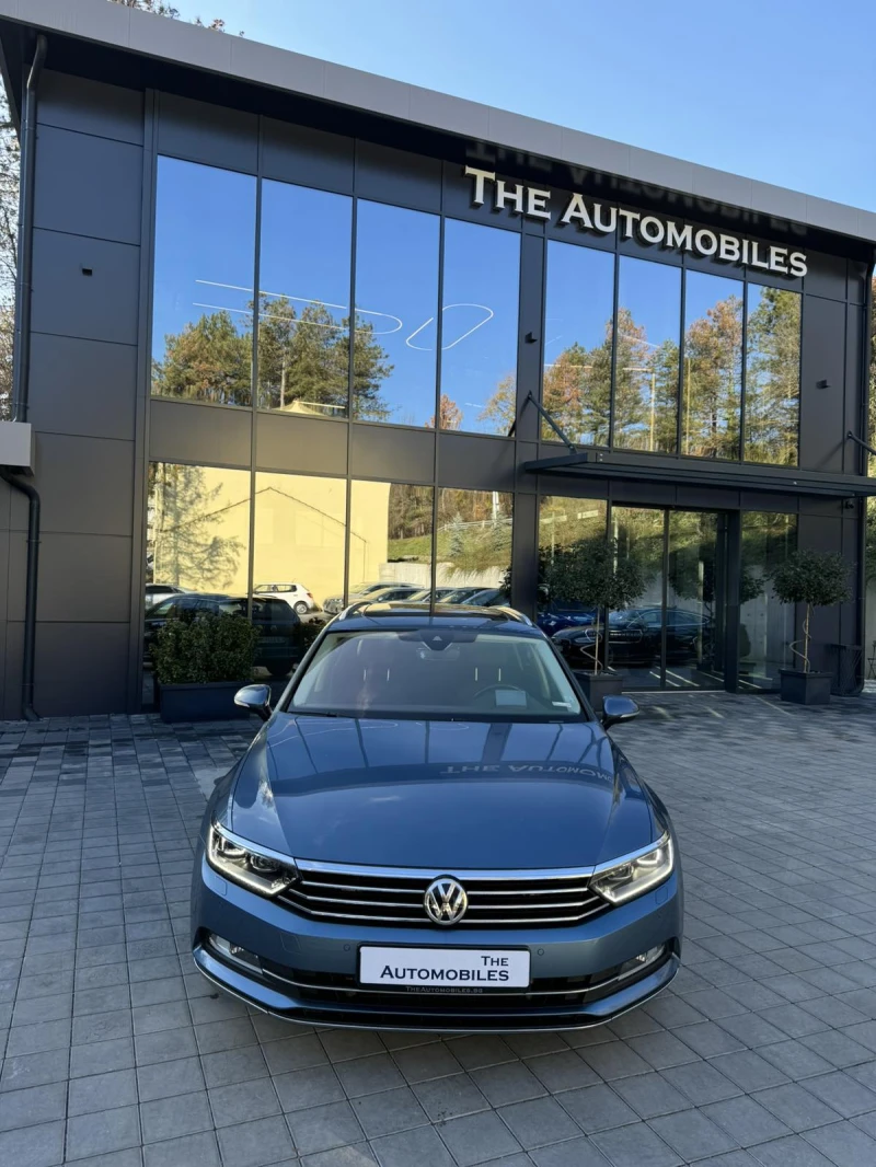 VW Passat, снимка 1 - Автомобили и джипове - 48013493