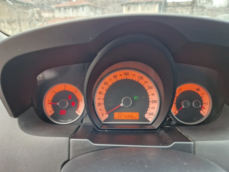 Kia Ceed 1.6crdi, 115кс, 08г, Климатроник, Италия , снимка 17 - Автомобили и джипове - 48248465