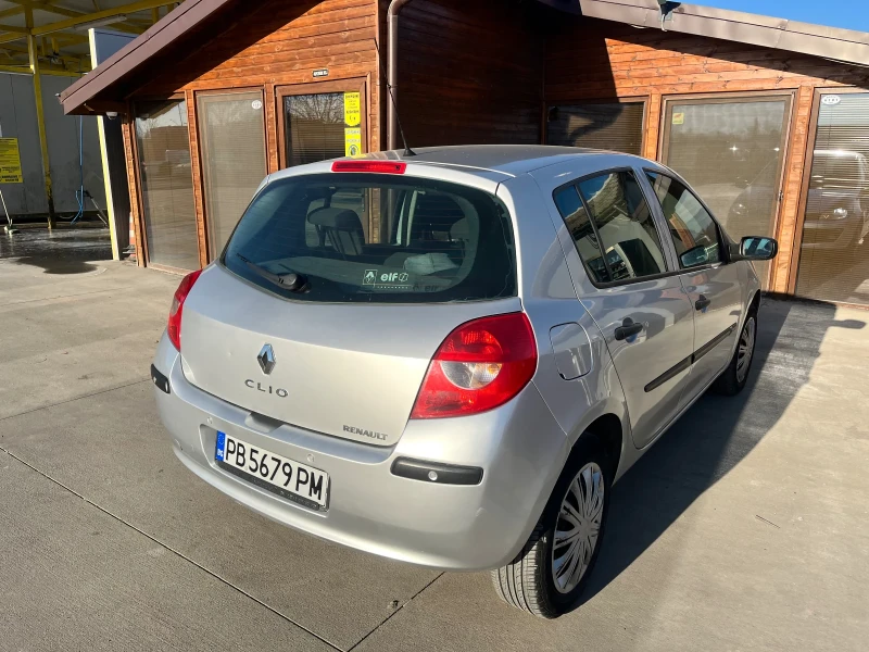 Renault Clio 3, снимка 4 - Автомобили и джипове - 48685009