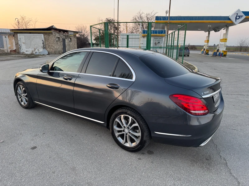 Mercedes-Benz C 180 TOP, снимка 8 - Автомобили и джипове - 49116471