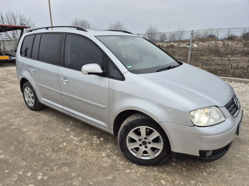 VW Touran VW 2.0 Diesel 136, снимка 2 - Автомобили и джипове - 49292435