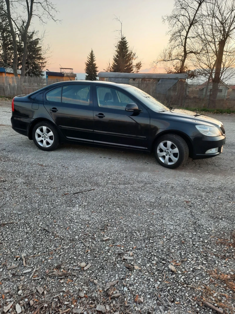 Skoda Octavia 1.6 MPI, снимка 5 - Автомобили и джипове - 49532213