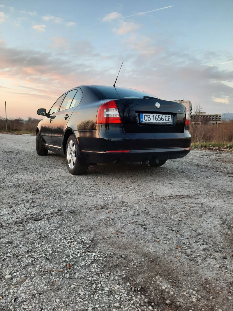 Skoda Octavia 1.6 MPI, снимка 4 - Автомобили и джипове - 49532213